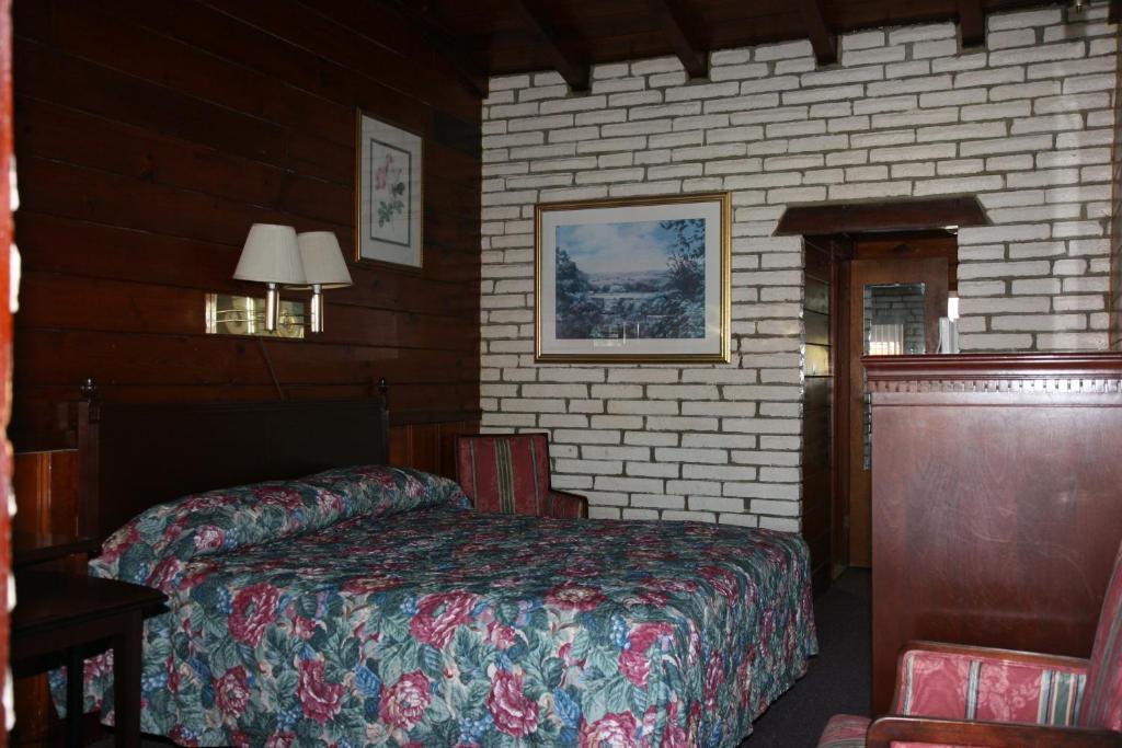 Adobe Hacienda Motel Голлівуд Екстер'єр фото