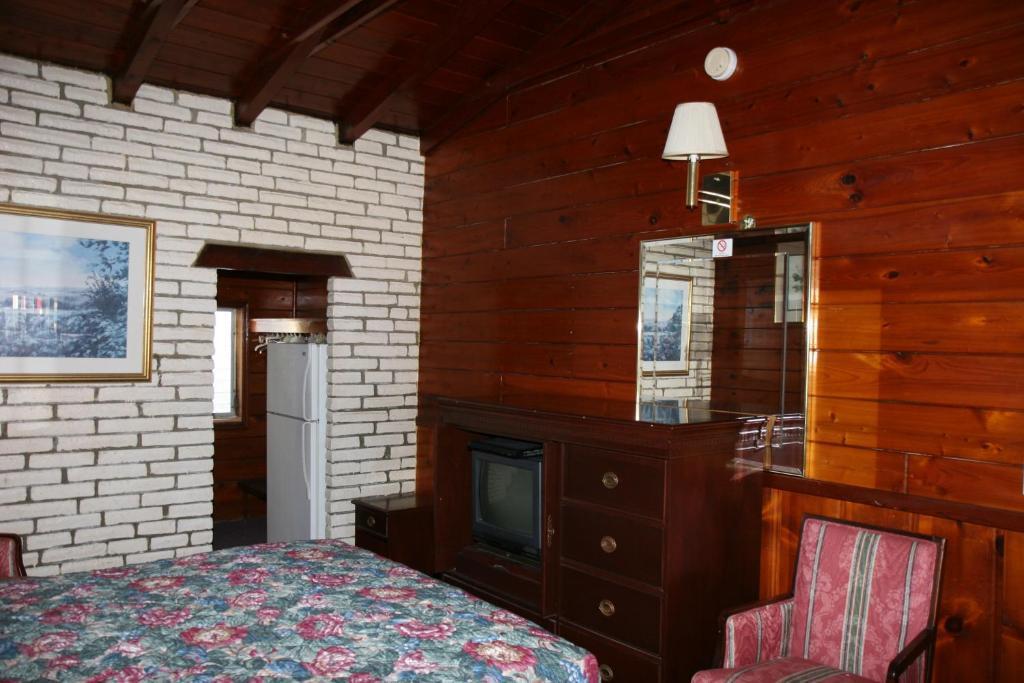Adobe Hacienda Motel Голлівуд Екстер'єр фото